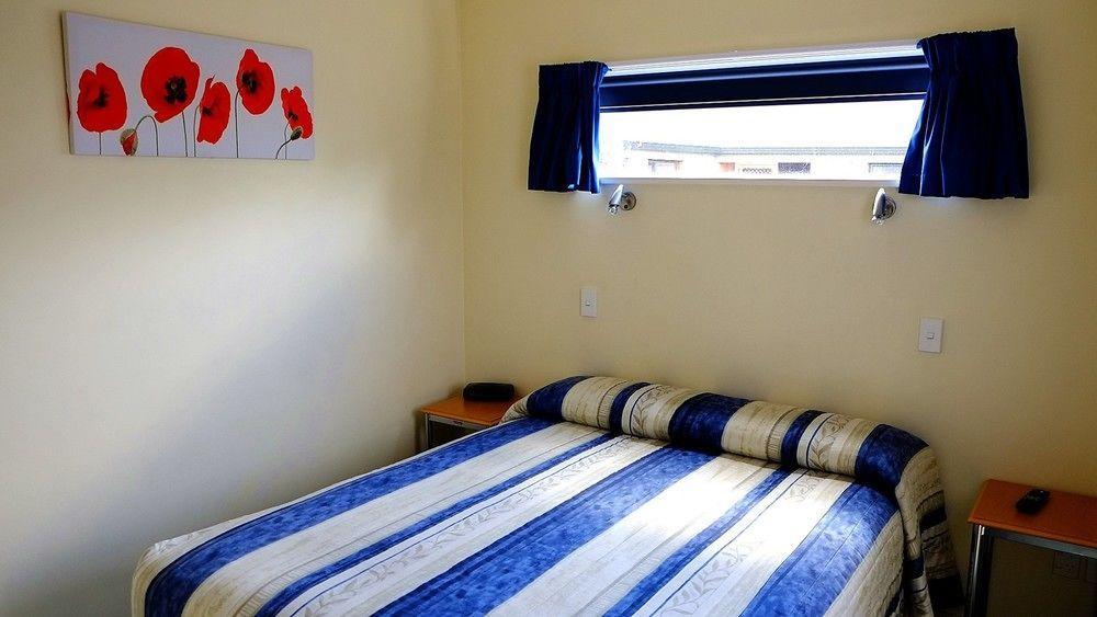 Airport Birches Motel Крайстчърч Екстериор снимка