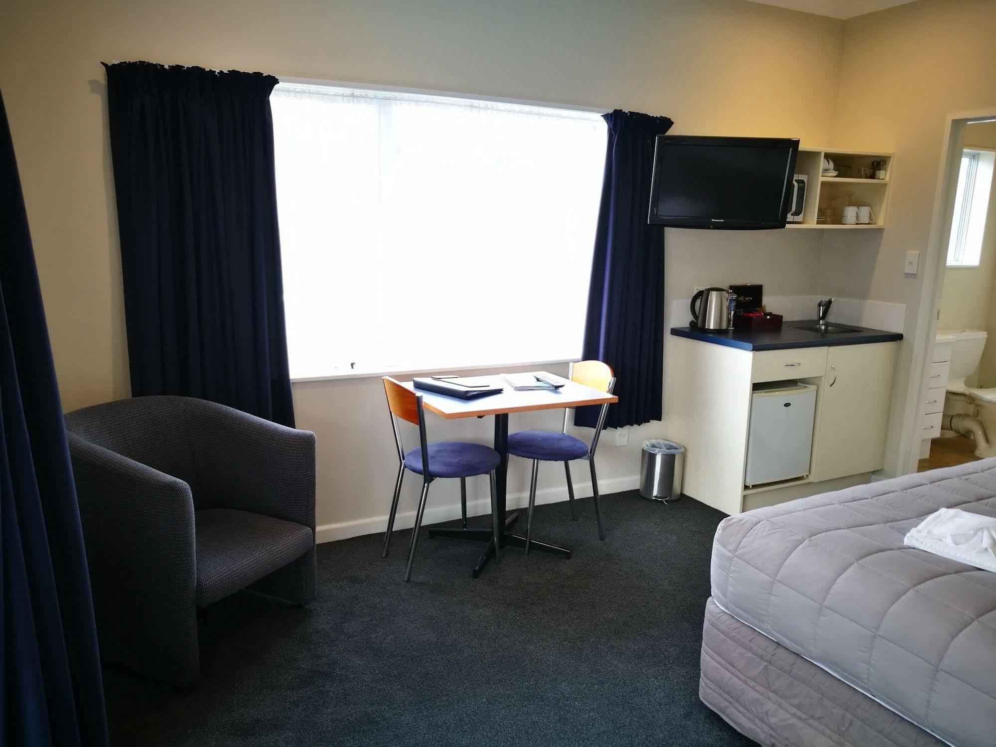 Airport Birches Motel Крайстчърч Екстериор снимка