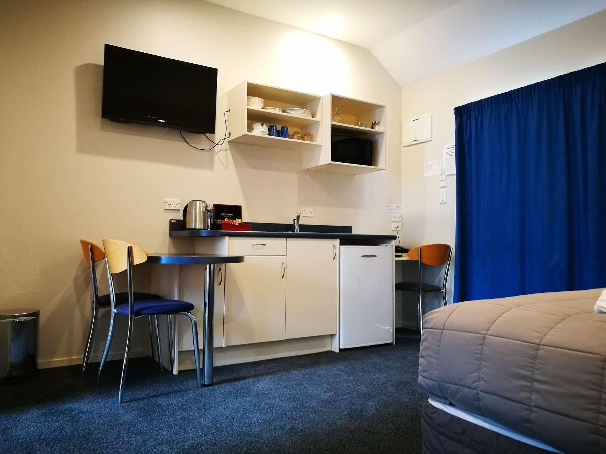 Airport Birches Motel Крайстчърч Екстериор снимка